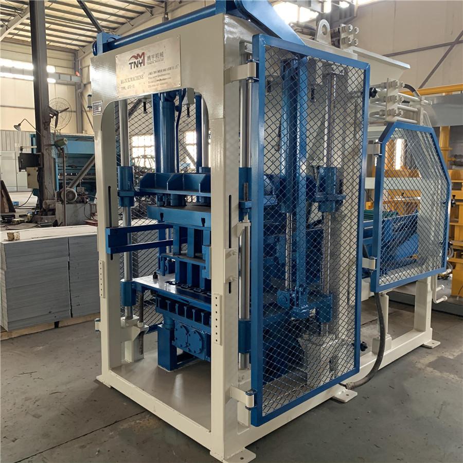 QT3-15 Automatic Block Machine